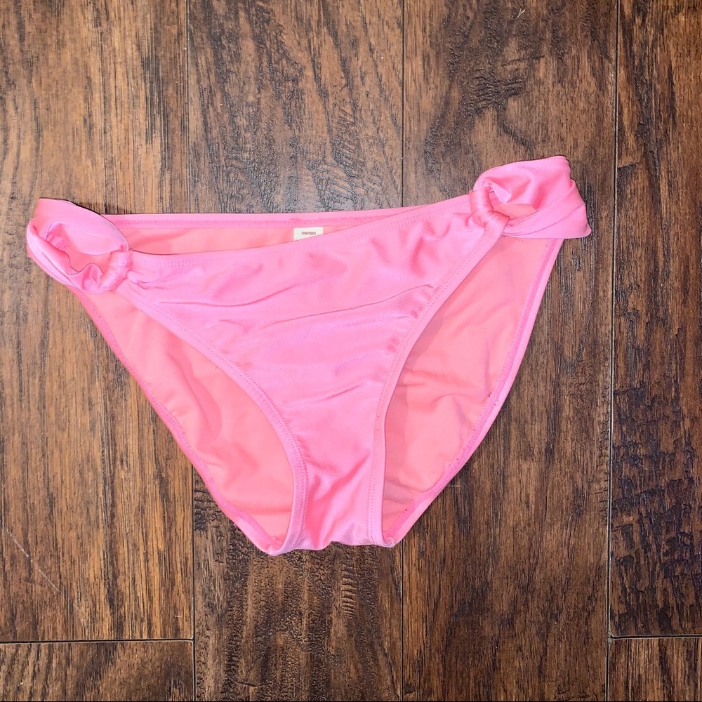 Pink bottom bikini